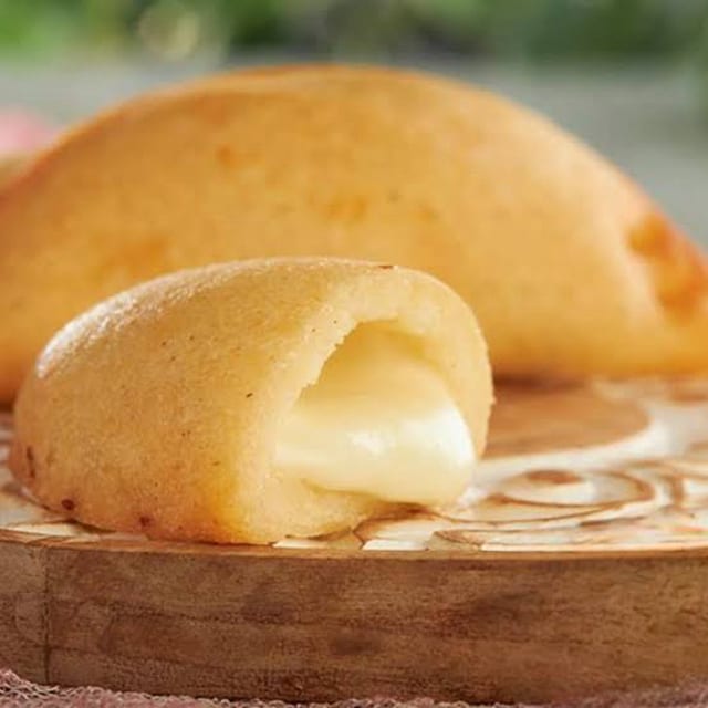 Venezuelan Cheese Empanada.