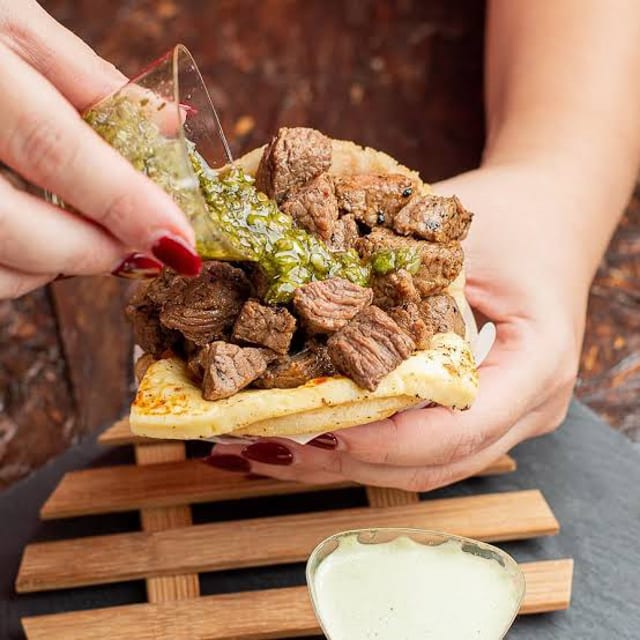 Arepa con Picanha.